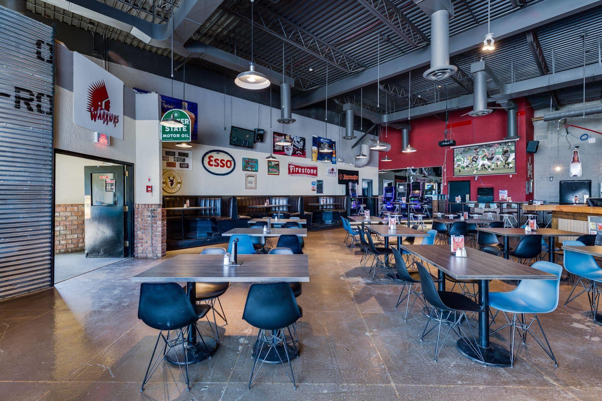 Heritage Inn Hotel & Convention Centre - Moose Jaw Bagian luar foto